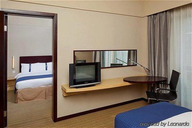 Holiday Inn Express Meilong 上海市 部屋 写真